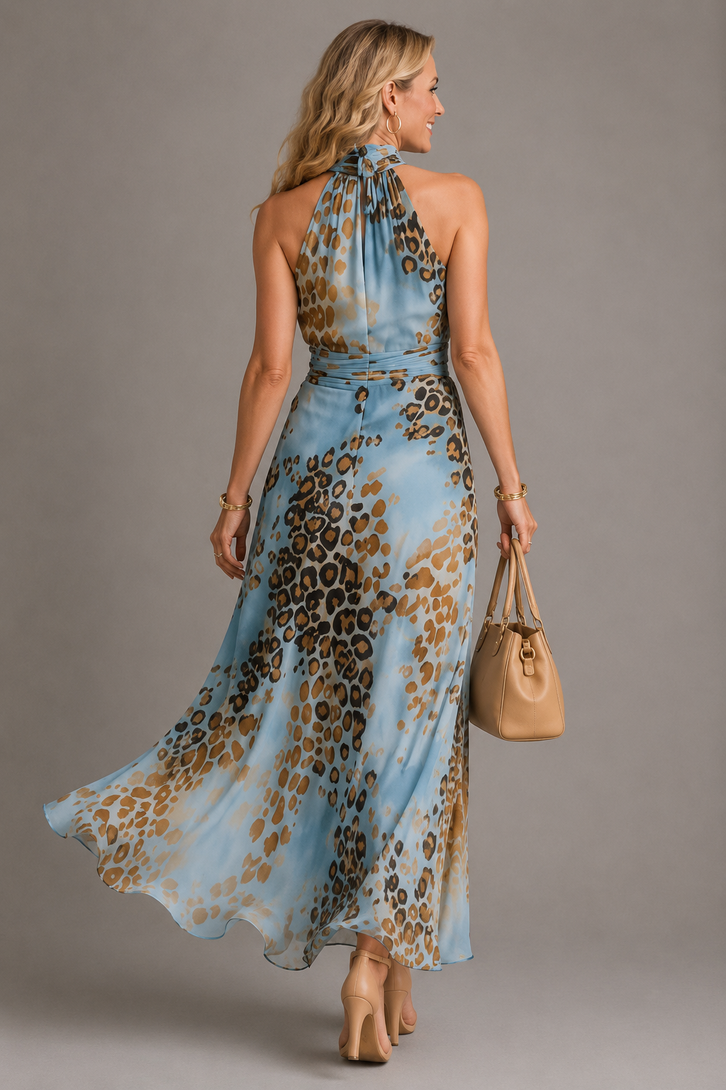 Marit | Vestido largo con cuello halter y estampado de leopardo