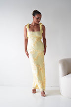 Vestido largo con apliques florales Mahalia | Amarillo