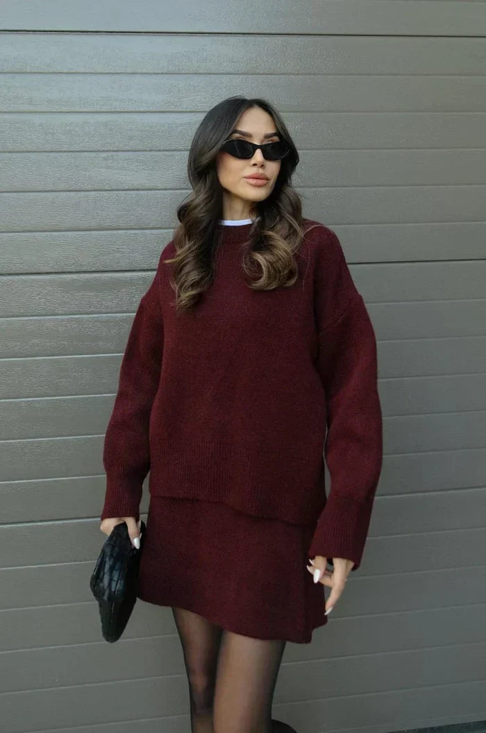 Beatrice | Conjunto de jersey y falda de punto