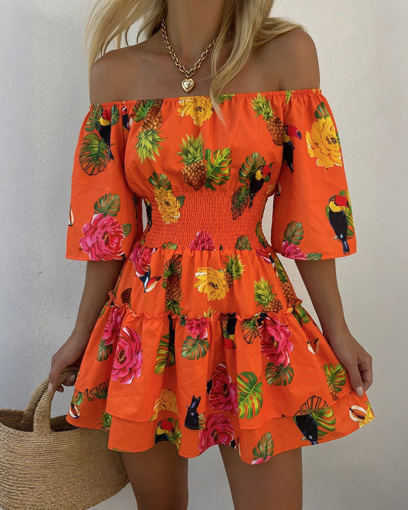 Vestido de mujer elástico con hombros descubiertos, estampado floral de frutas tropicales, cintura fruncida y bajo con volantes, corte en A.