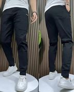 Andrés | Pantalón elástico entallado para hombre
