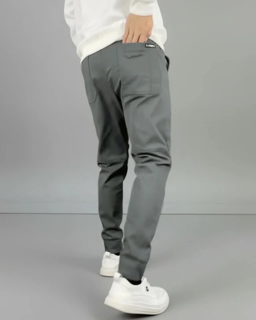 Andrés | Pantalón elástico entallado para hombre