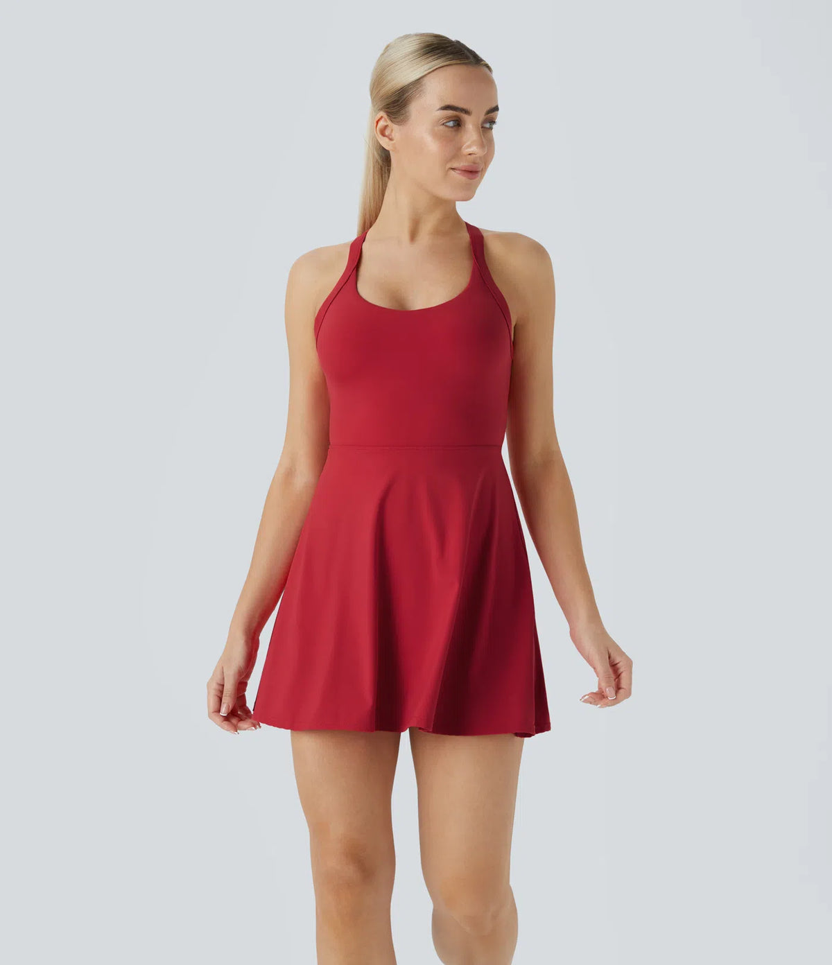 Amparo | Vestido deportivo ligero con espalda abierta