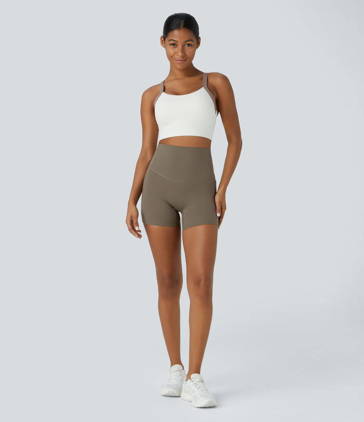Elisa | Pantalón corto ciclista moldeador con bolsillos