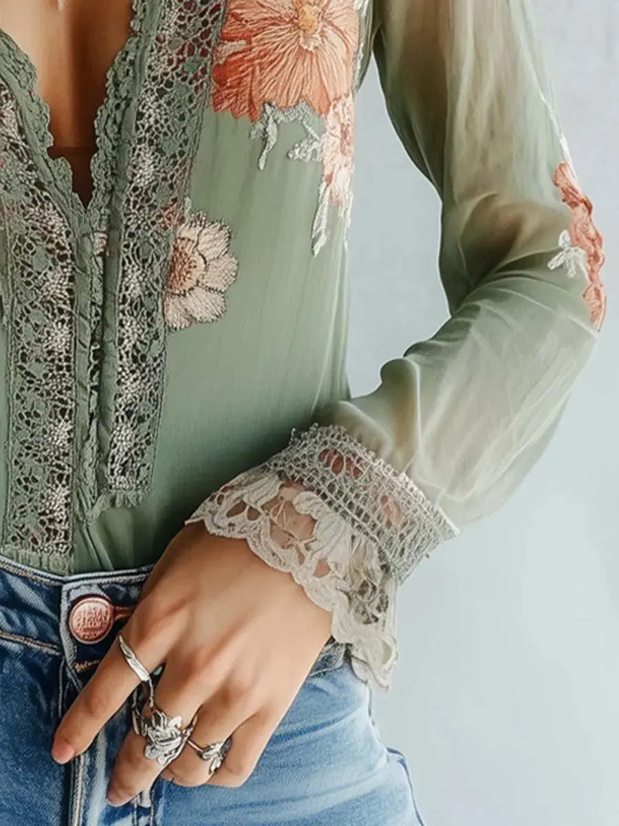 Blusa boho verde oliva con escote en V