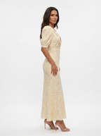 Jaione | Vestido con diseño floral y cuello en V