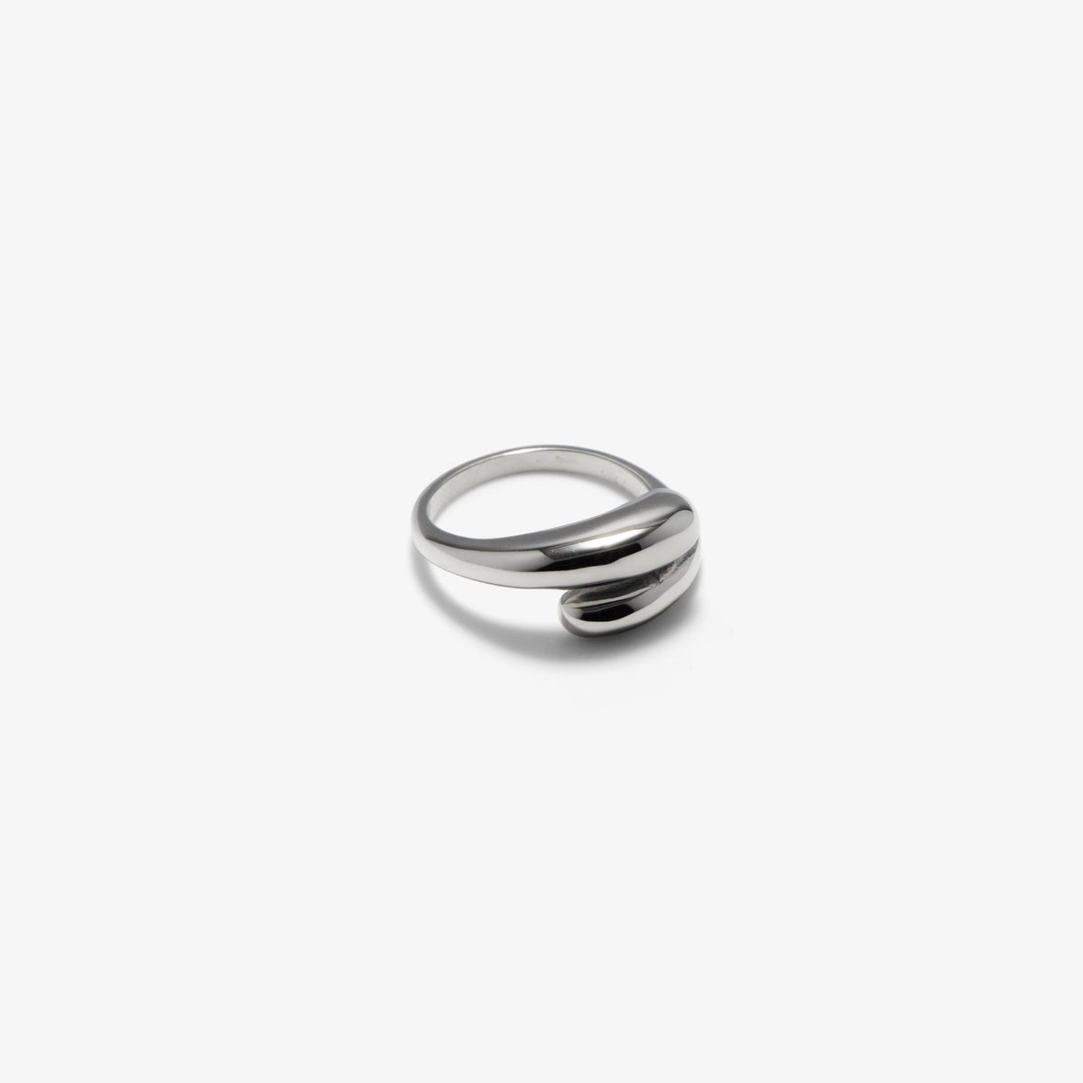 Ámbar | Anillo minimalista Waterdrop