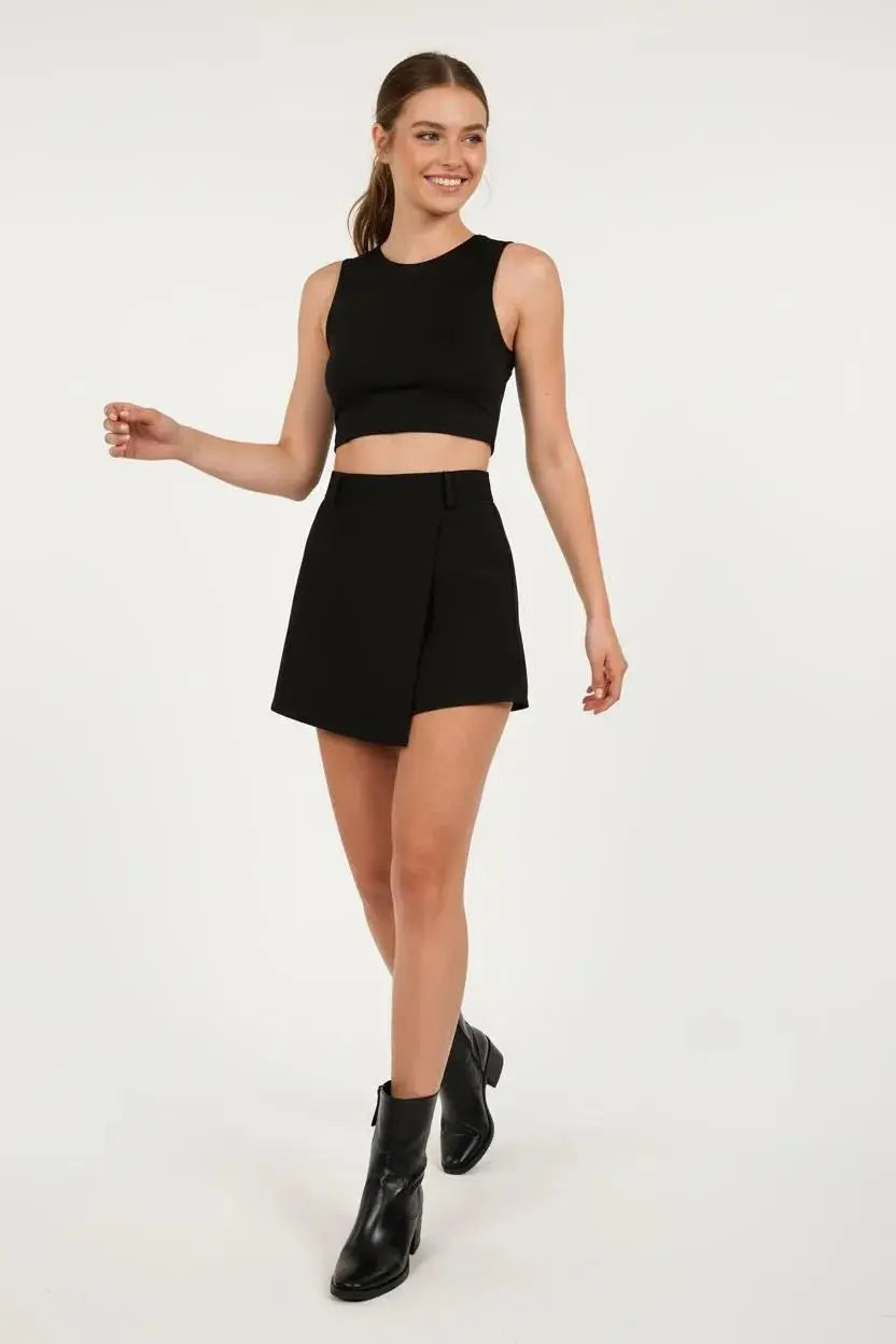 Falda pantalón de tiro alto con efecto cruzado