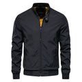 Chaqueta casual de hombre con cuello alto