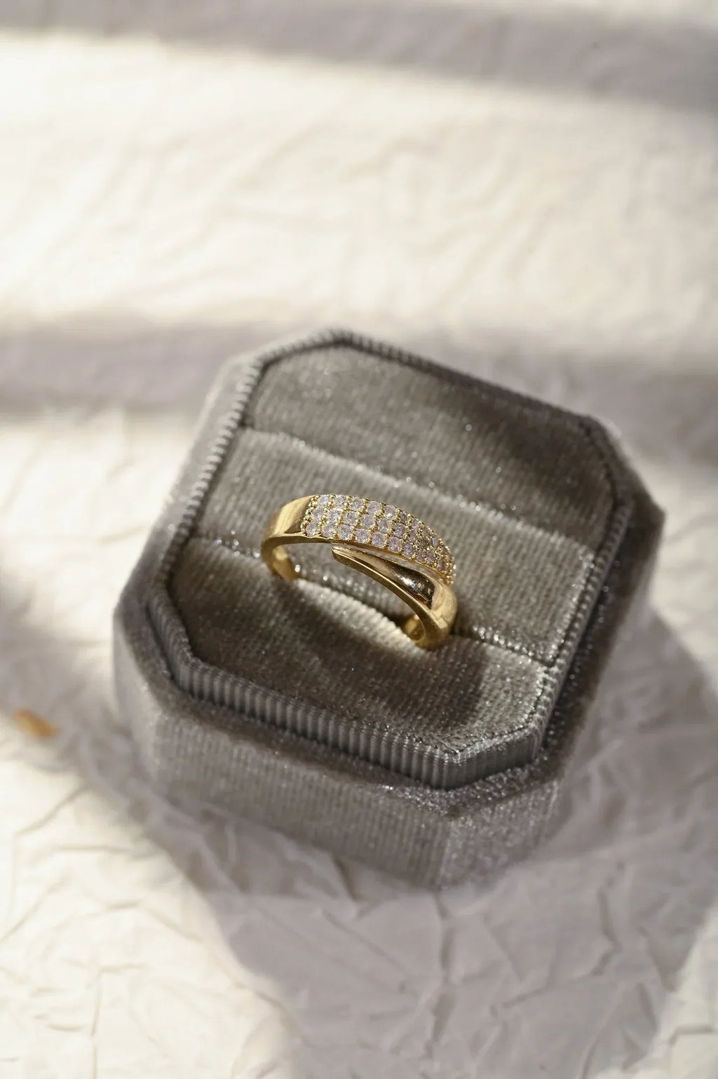 Cobre | Anillo elegante con piedras preciosas Claudia