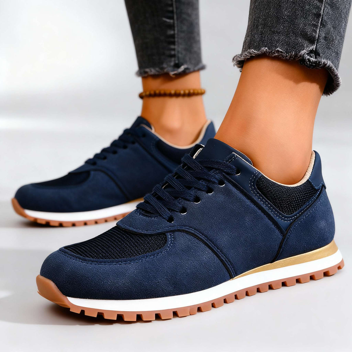 Laura Orthopedic Sneakers