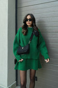 Beatrice | Conjunto de jersey y falda de punto