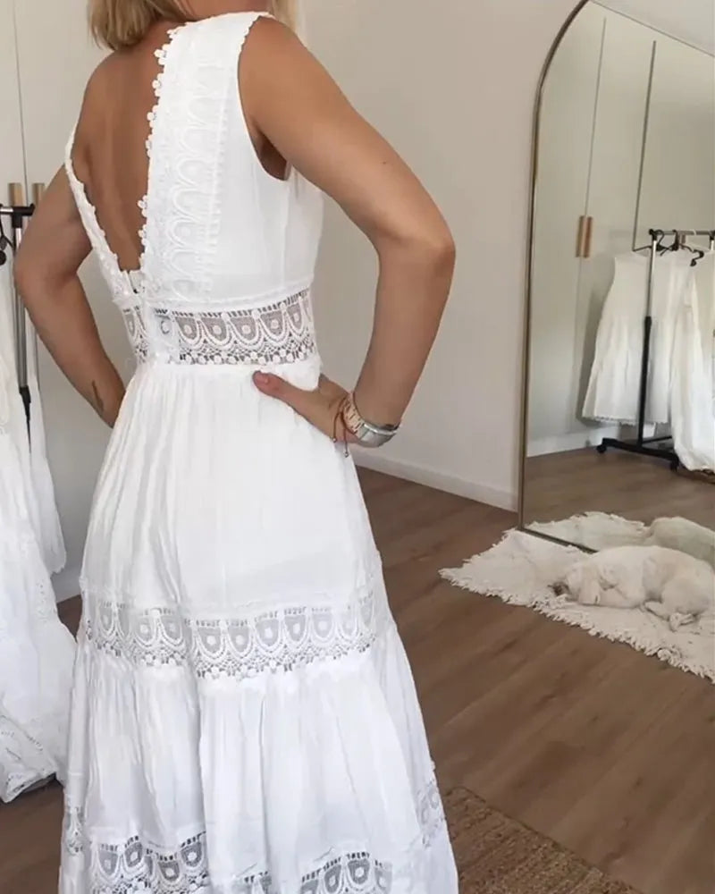 Vestido midi blanco con detalles de encaje
