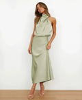 Fidela | Vestido midi con cuello halter drapeado