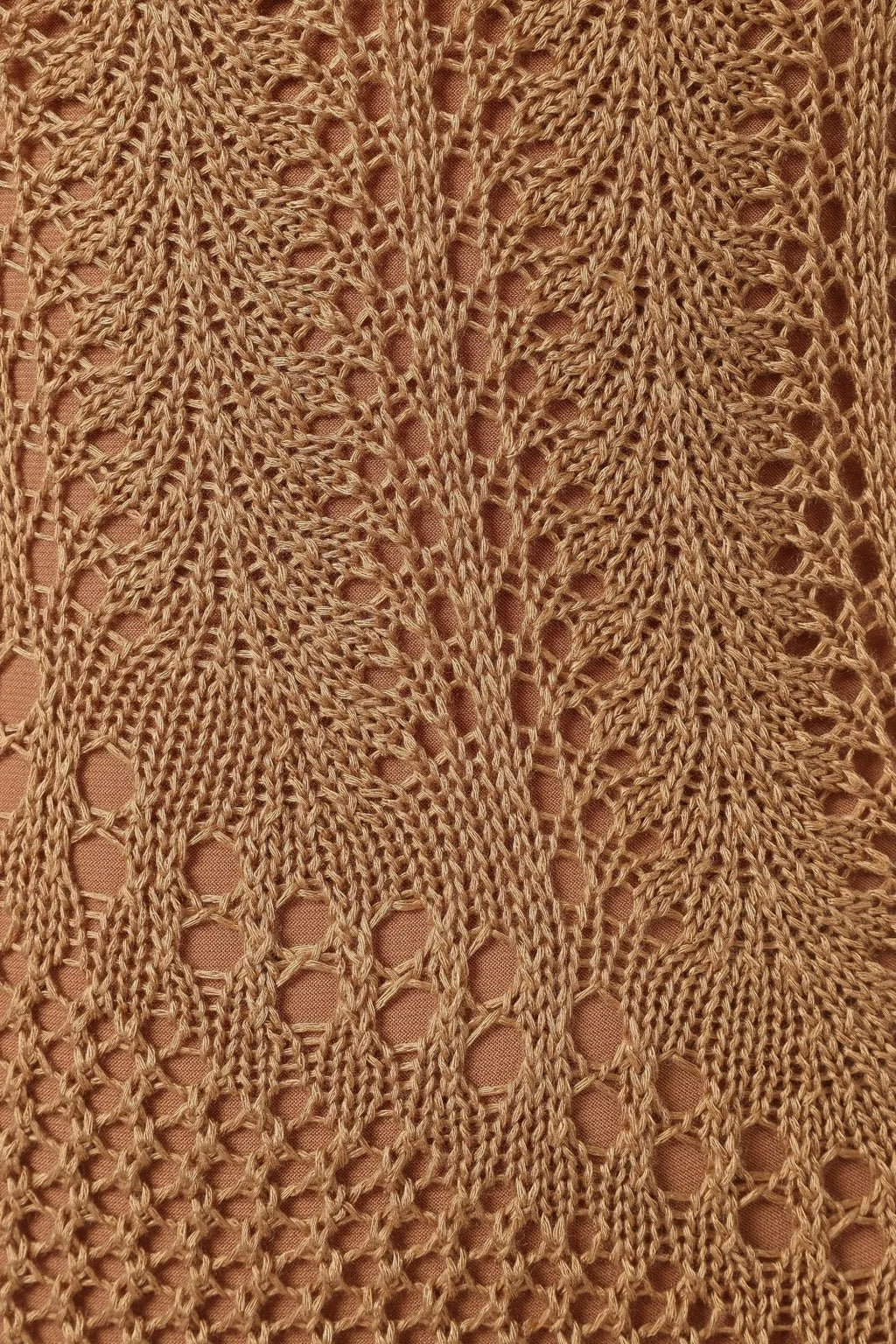 Vestido corto de crochet con cuello halter