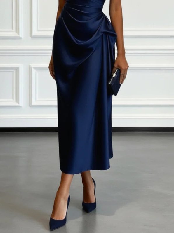 Vestido midi de un hombro con frunces