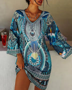 Vestido corto boho estampado con escote en V