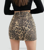 Minifalda de tiro alto con estampado de leopardo