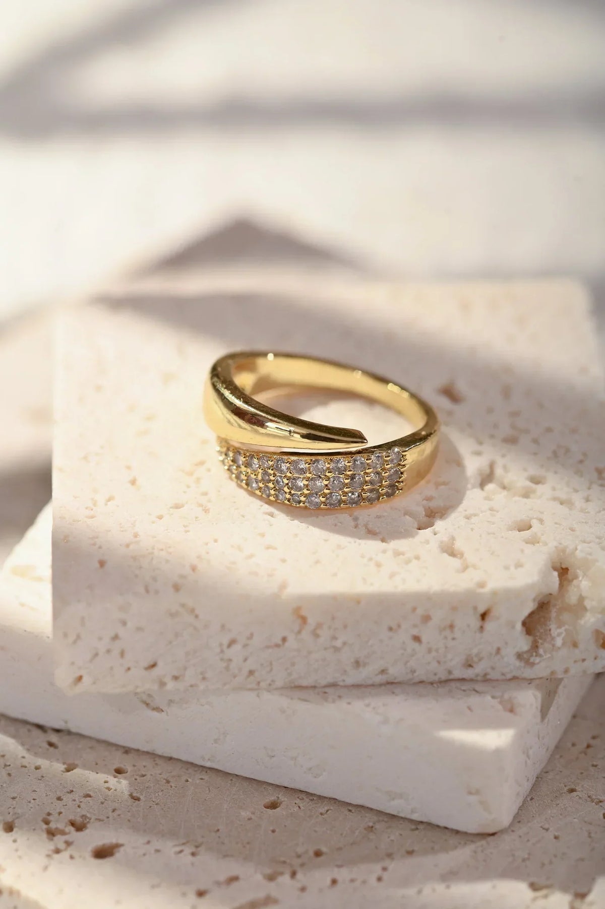 Cobre | Anillo elegante con piedras preciosas Claudia